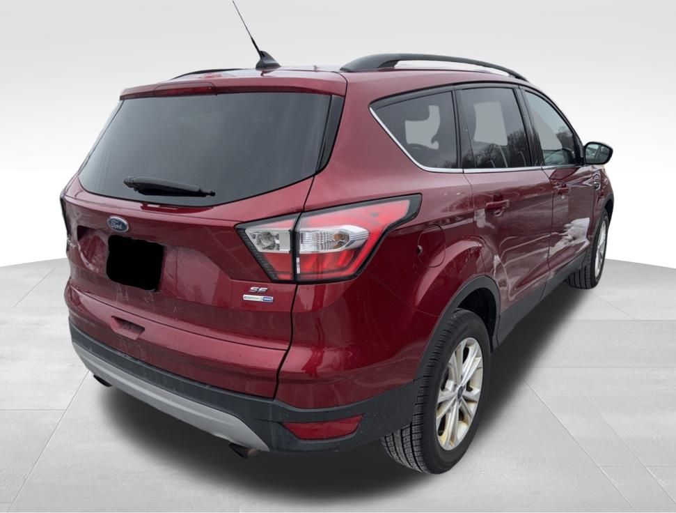 Thumbnail: 2018 Ford Escape - 3