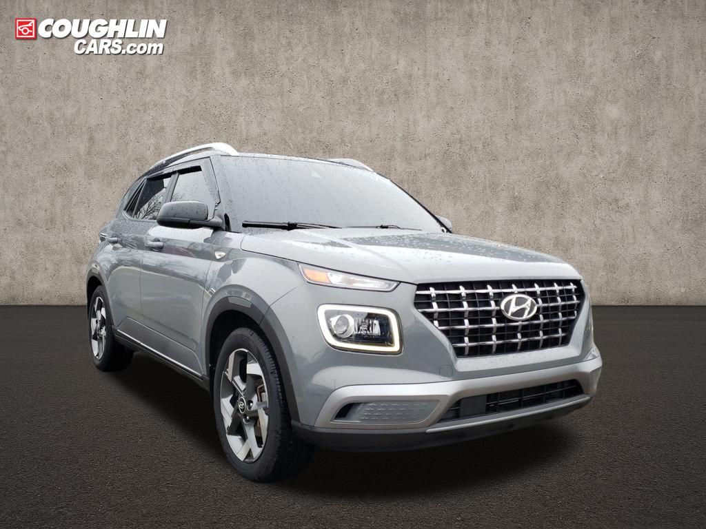 Galactic Gray 2022 Hyundai Venue Limited FWD SUV / Crossover Front-Wheel Drive Continuously Variable Transmission
