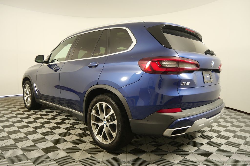 Thumbnail: 2022 BMW X5 - 5