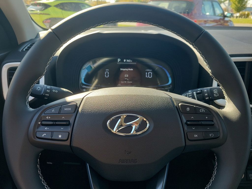 Thumbnail: 2024 Hyundai Venue - 10