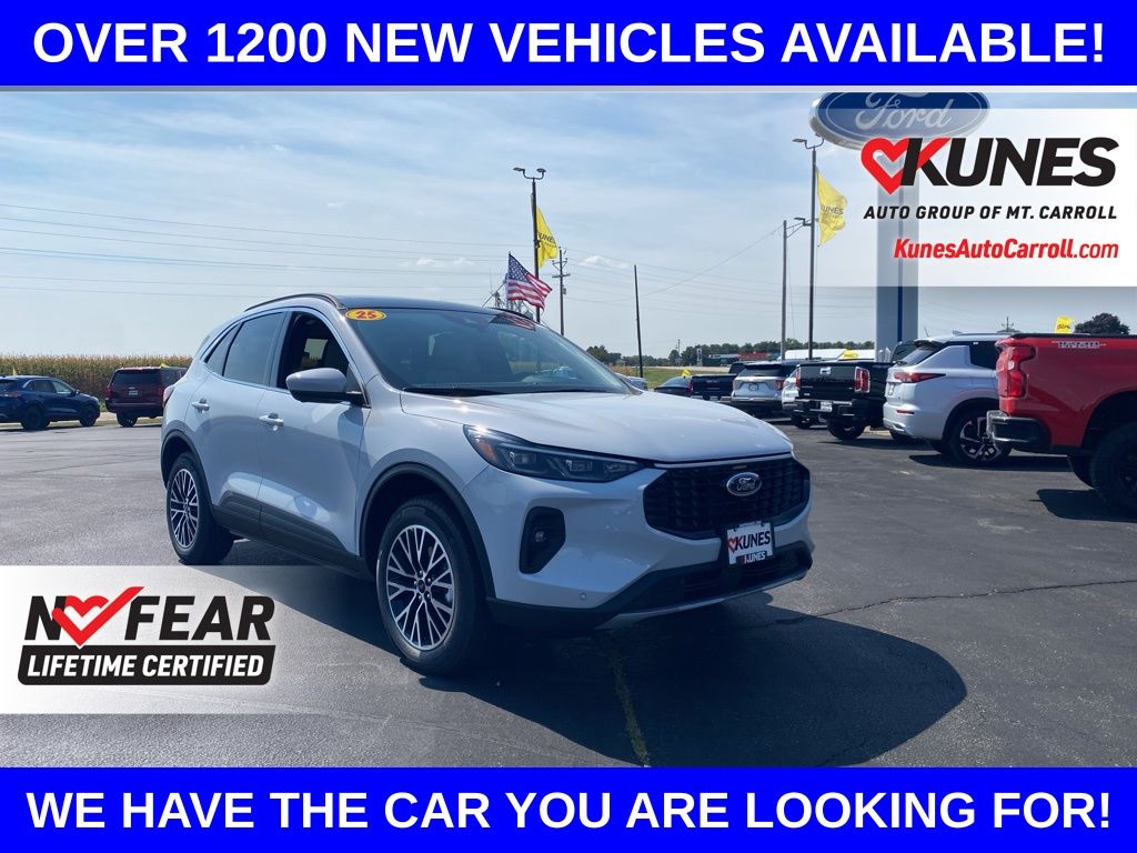 2025 Ford Escape Hybrid Plug-in FWD