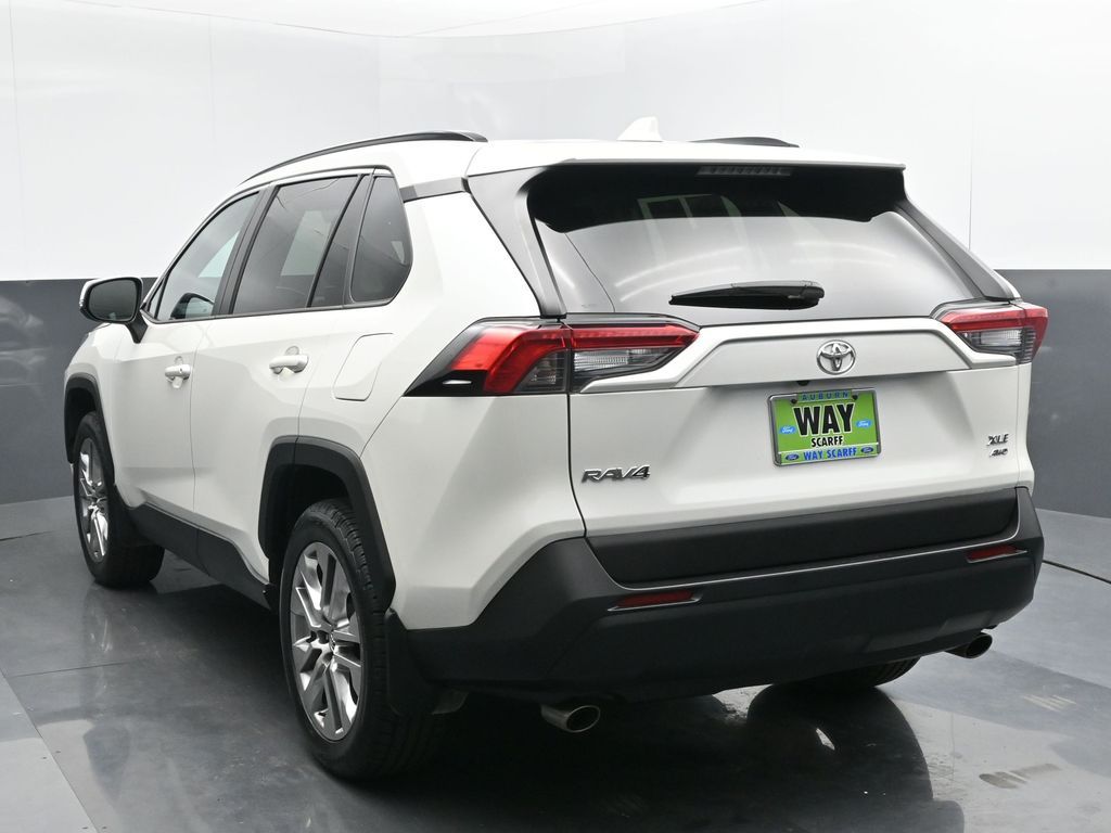 2021 Toyota RAV4 XLE Premium