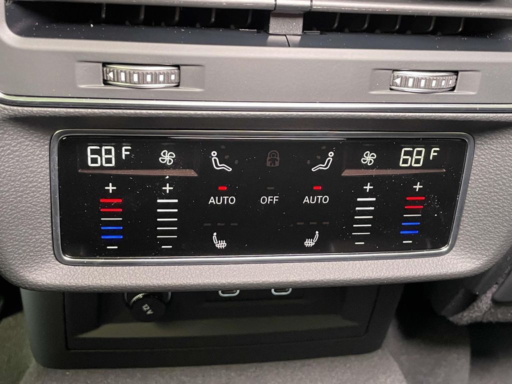2026 Audi Q7 55 Prestige Gray at Luther Ford