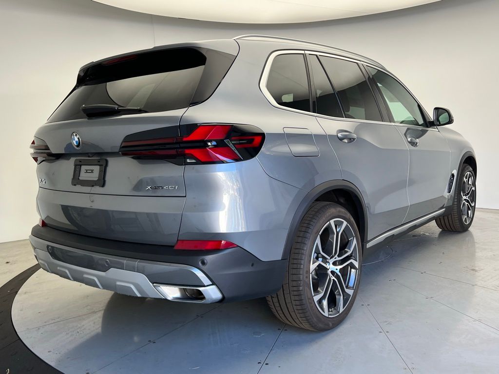 Thumbnail: 2025 BMW X5 - 3