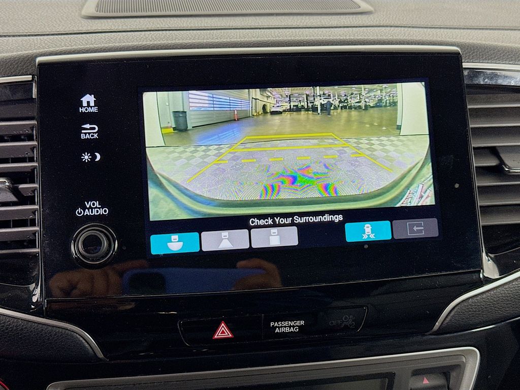 Thumbnail: 2019 Honda Pilot - 14