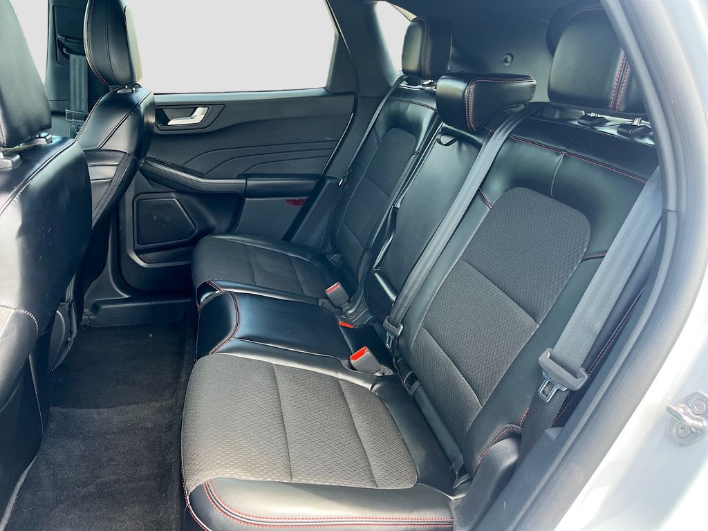 Used 2025 Silver Ford ST-Line image 23
