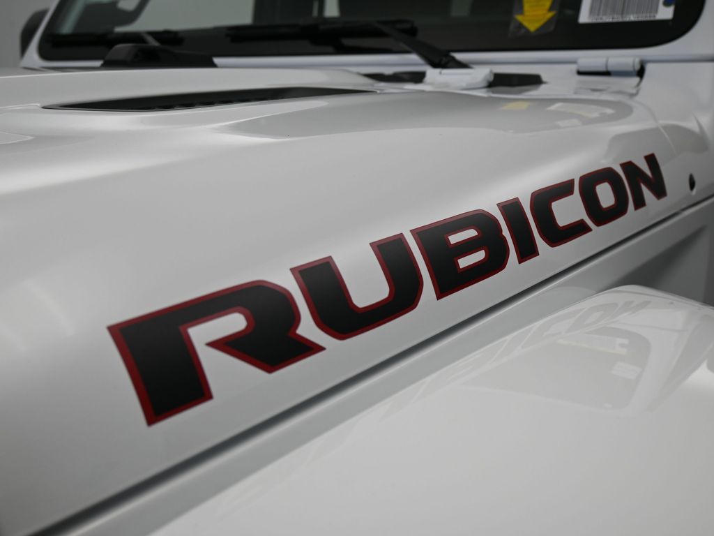 New 2026 Bright White Clearcoat Jeep Rubicon image 28