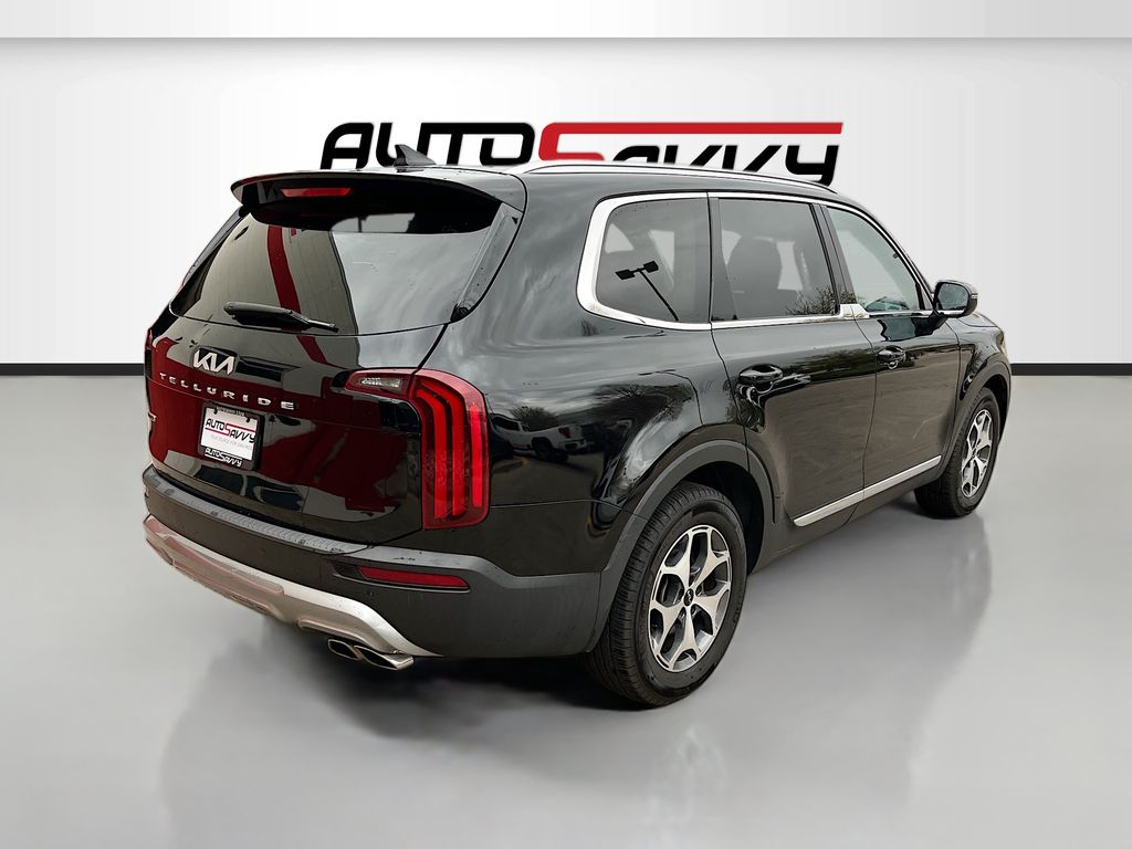 Used 2022 Black Kia EX image 7