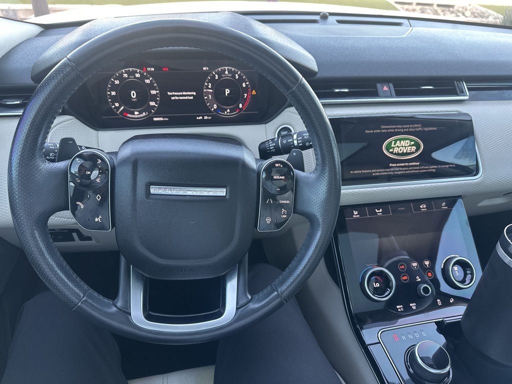 Thumbnail: 2018 Land Rover Range Rover Velar - 8