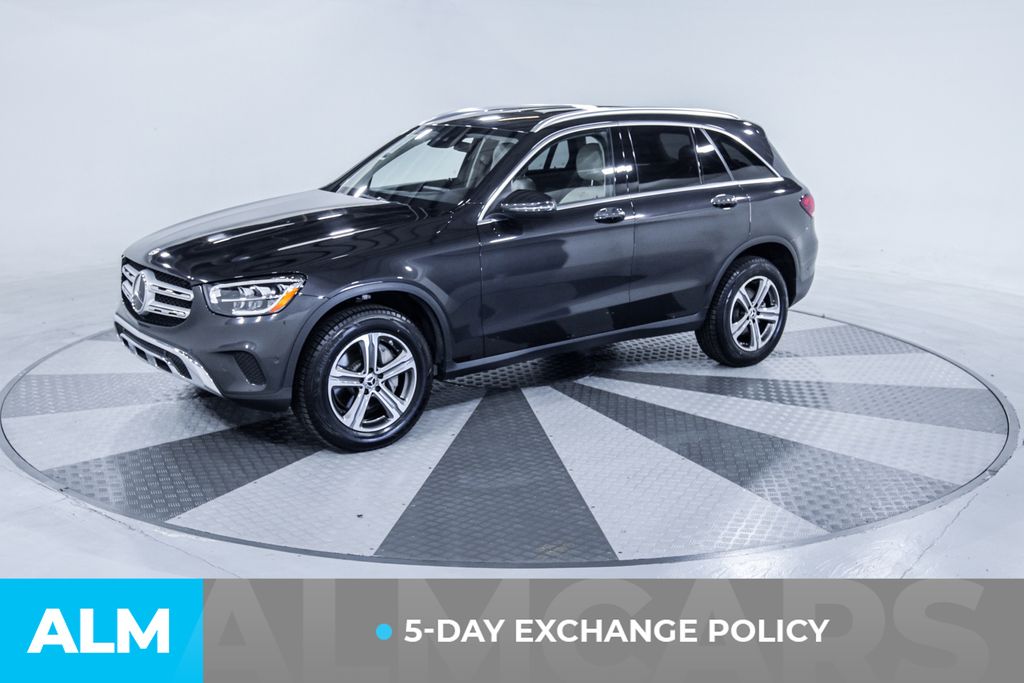 Used 2022 Gray Mercedes-Benz GLC 300 image 3