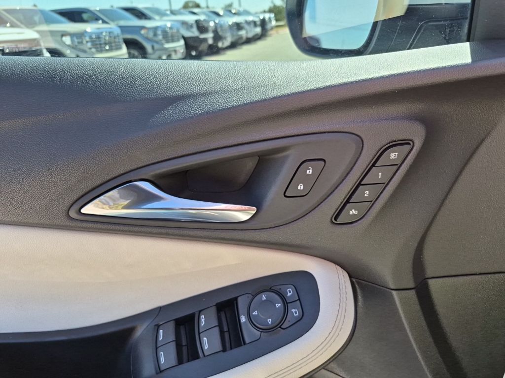 Used Car 2023 Buick Encore Gx  Essence For Sale Under $25,000 In Austin, Texas