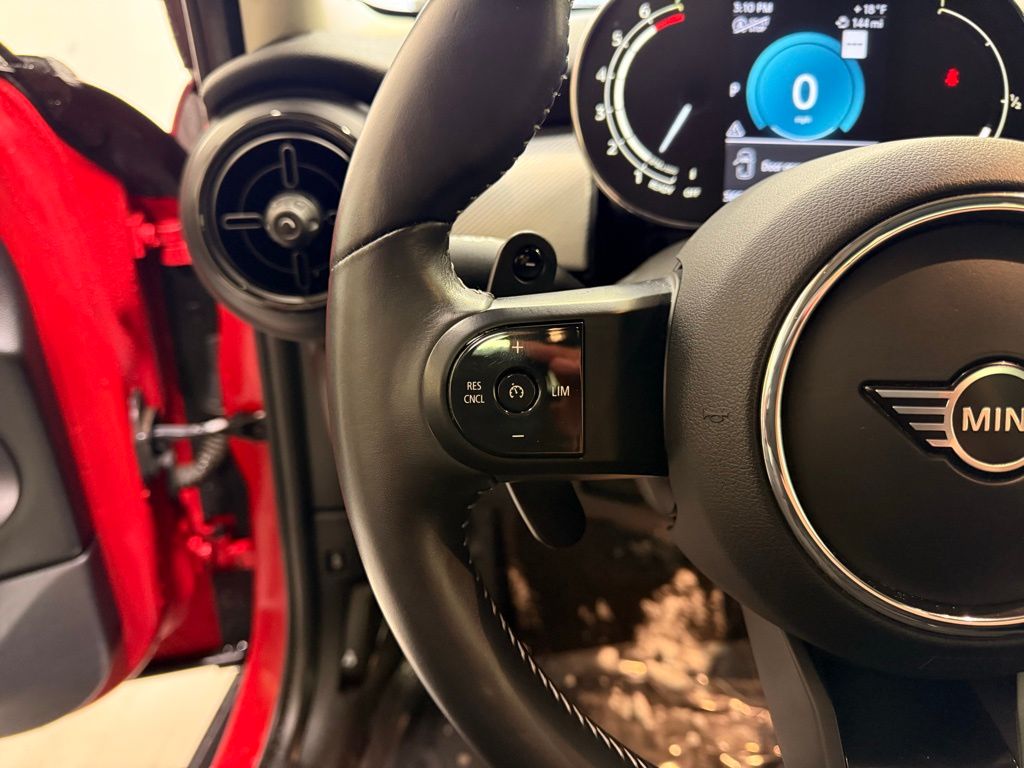 Thumbnail: 2023 MINI Cooper - 13