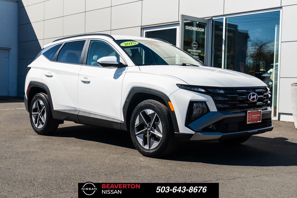 White Pearl 2025 Hyundai Tucson SEL AWD SUV / Crossover All-Wheel Drive 8-Speed Automatic