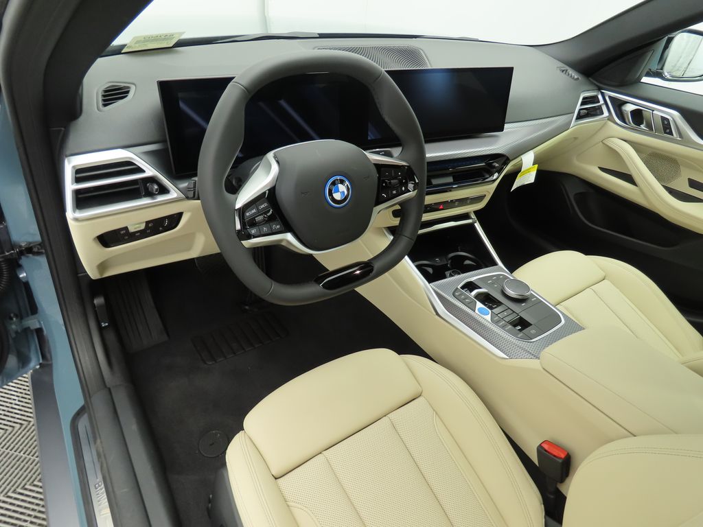 2025 BMW i4 eDrive40 9