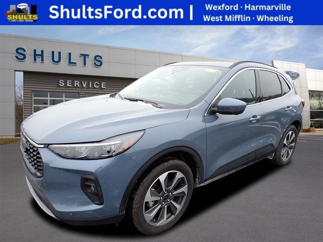 2025 Ford Escape Hybrid Platinum AWD