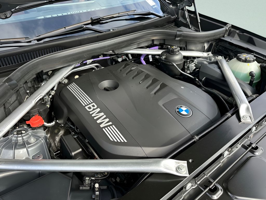 Certified Used 2026 Gray BMW xDrive40i image 25