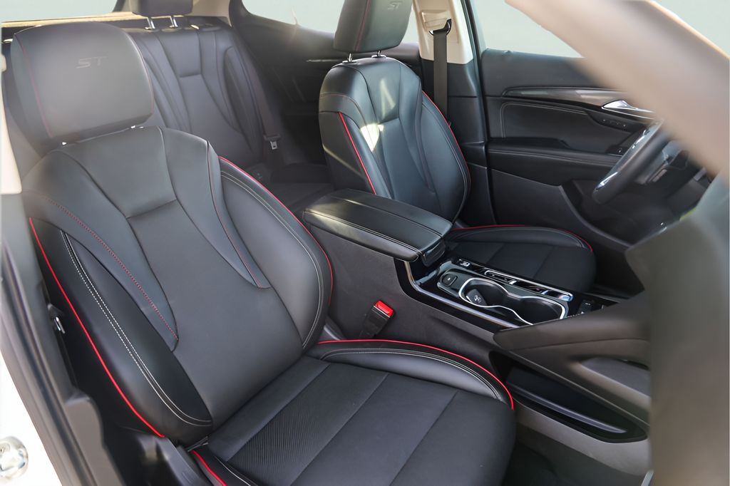 Used Car 2022 Buick Envision  Essence For Sale Under $25,000 In Austin, Texas