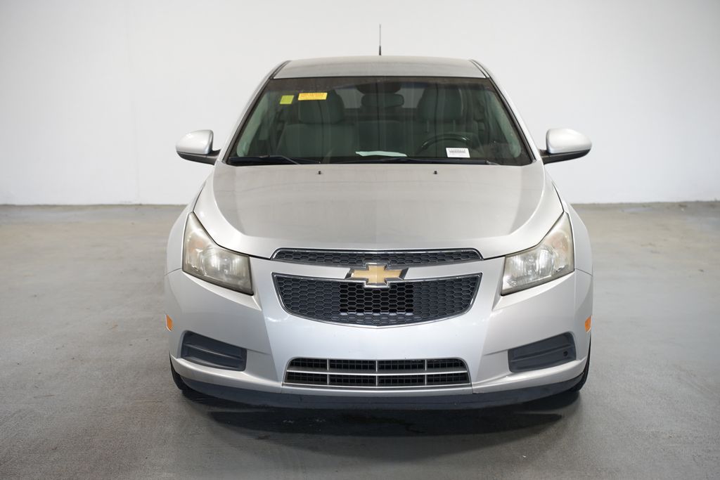 Thumbnail: 2012 Chevrolet Cruze - 2