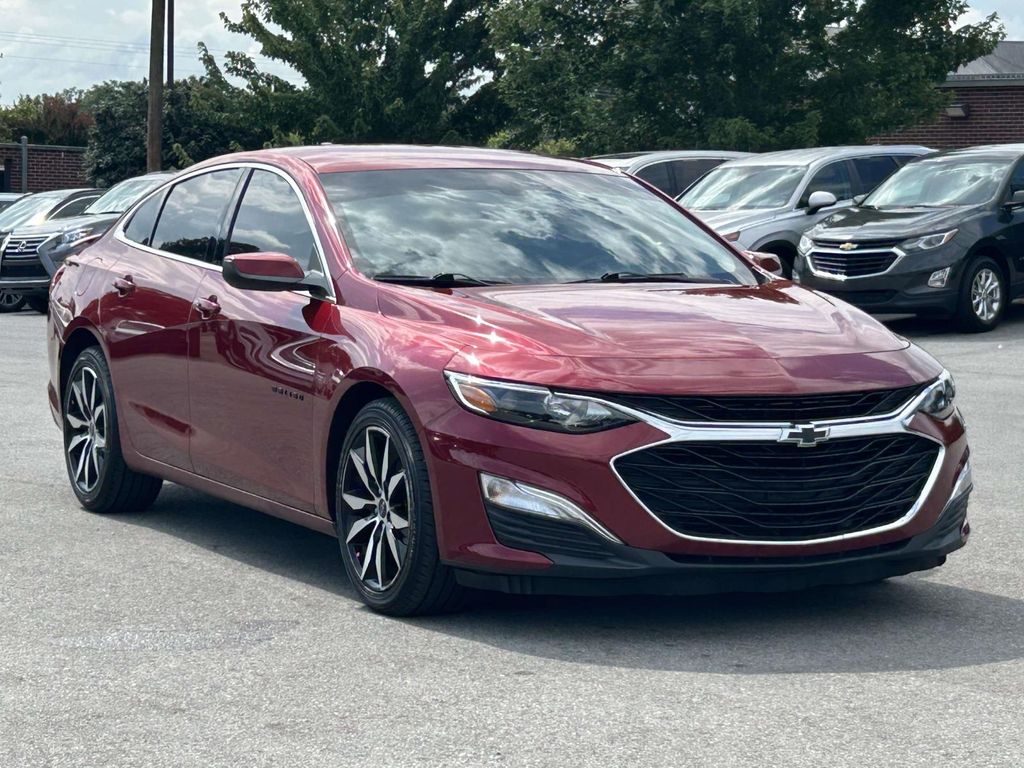 Cajun Red Tintcoat 2020 Chevrolet Malibu Sedan Front-Wheel Drive Continuously Variable Transmission
