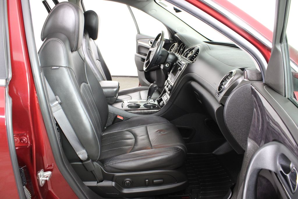 Used 2016 Buick Enclave for sale in 