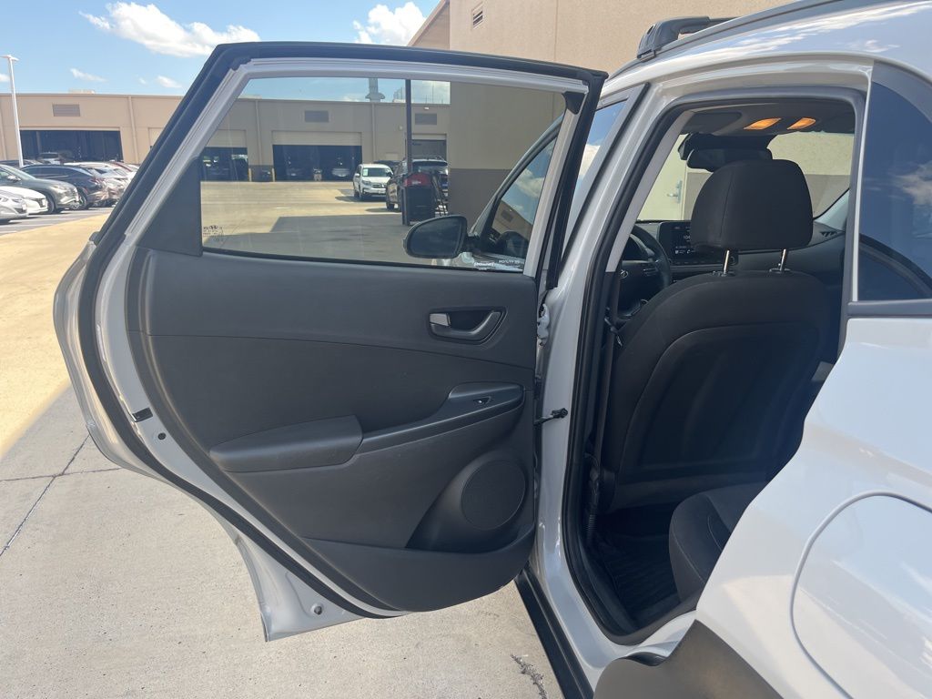 2023 Hyundai Kona SEL 12