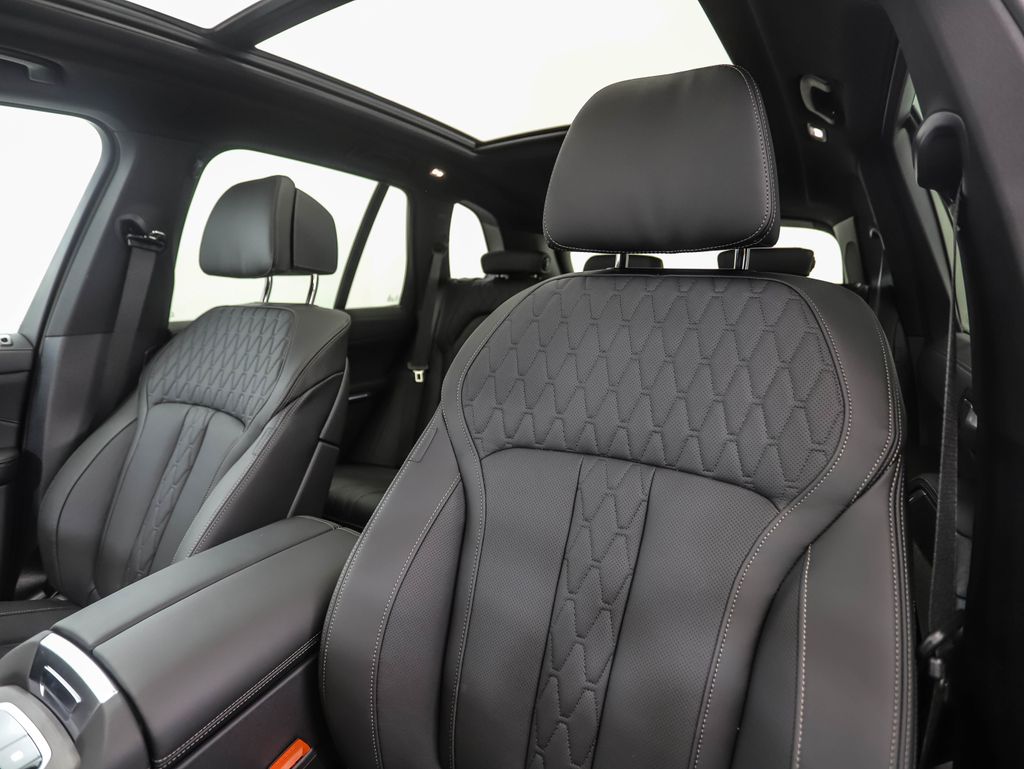 2026 BMW X5 xDrive40i 11