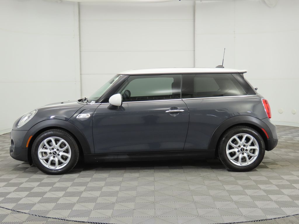 2017 MINI Cooper Base 8