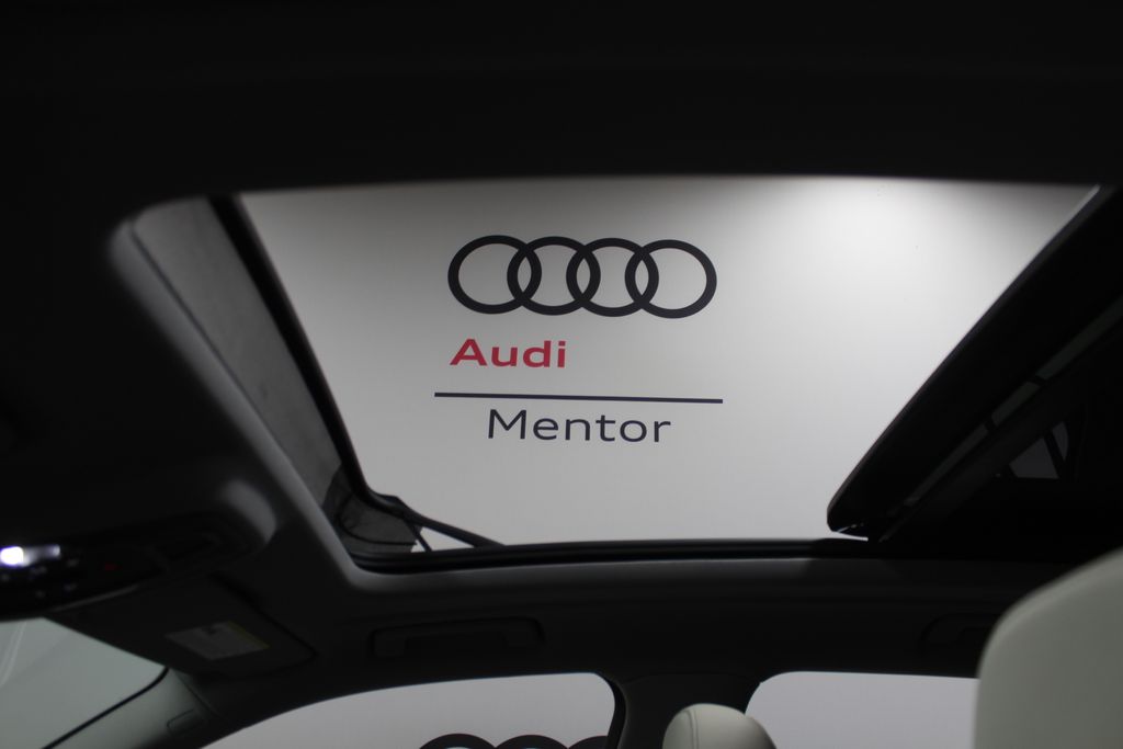 Thumbnail: 2025 Audi Q5 - 14