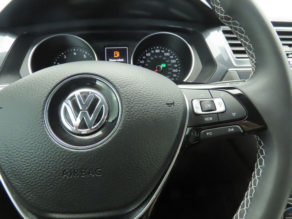 2021 Volkswagen Tiguan 2.0T 12