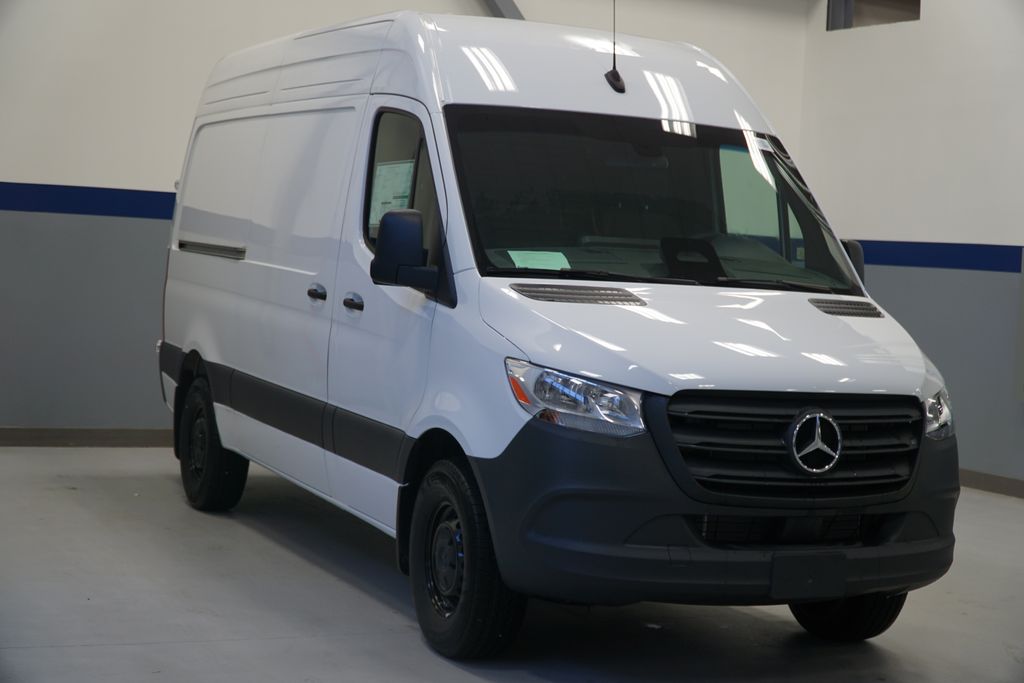  2025 Mercedes-Benz Sprinter Cargo Van Rear-Wheel Drive 9-Speed Automatic