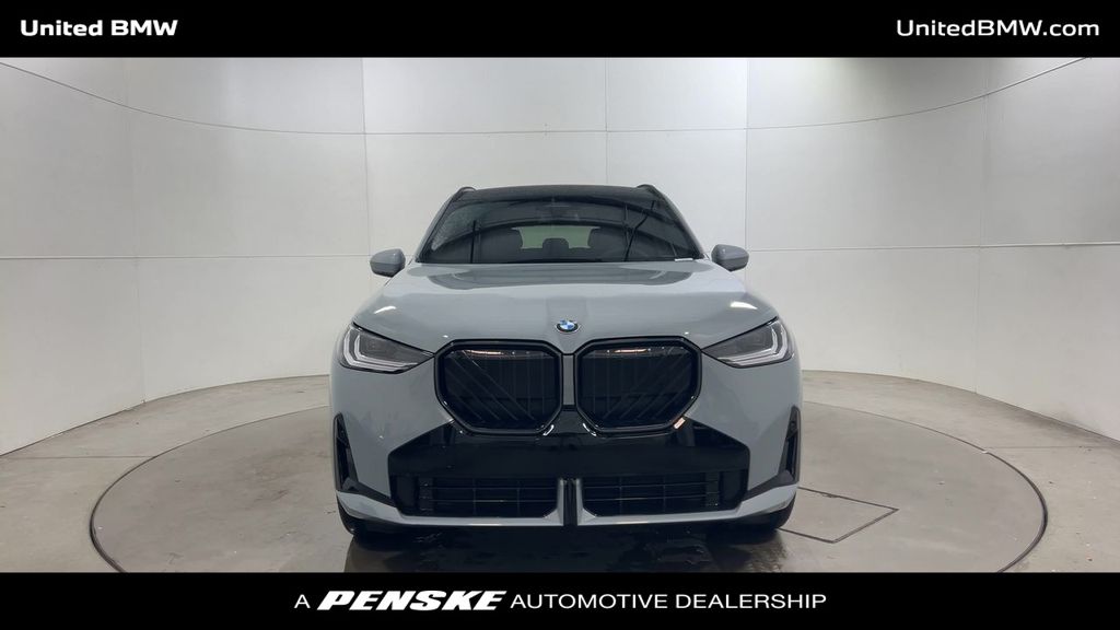 Thumbnail: 2026 BMW X3 - 3