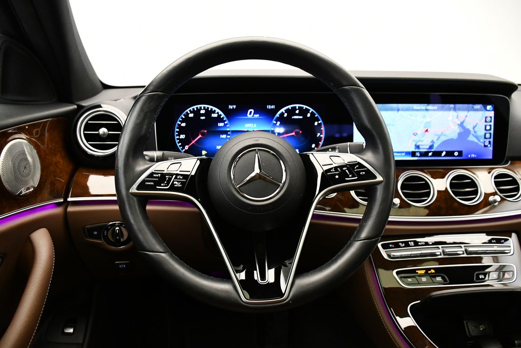 Thumbnail: 2022 Mercedes-Benz E-Class - 21