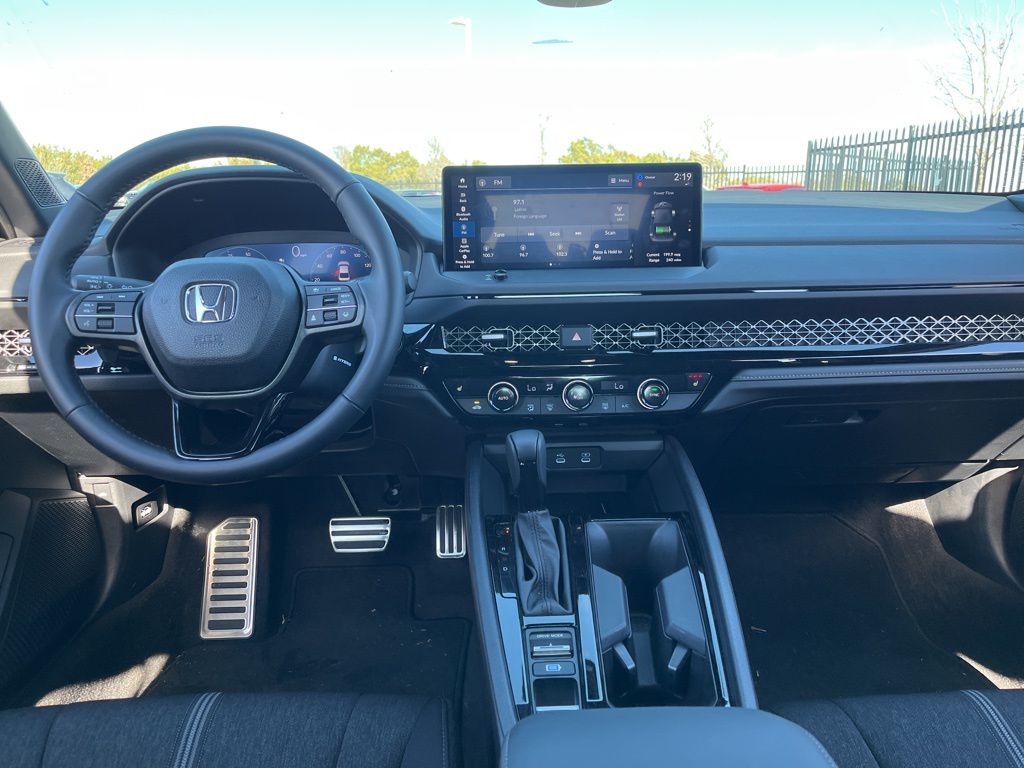 Thumbnail: 2025 Honda Accord - 16