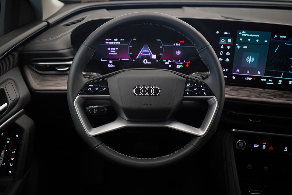 Thumbnail: 2025 Audi Q5 - 9