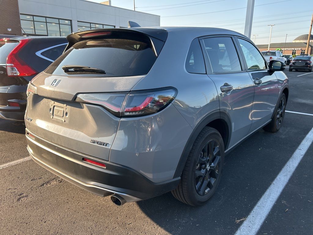 Thumbnail: 2023 Honda HR-V - 3
