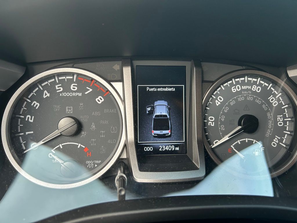 2023 Toyota Tacoma TRD Off-Road 16