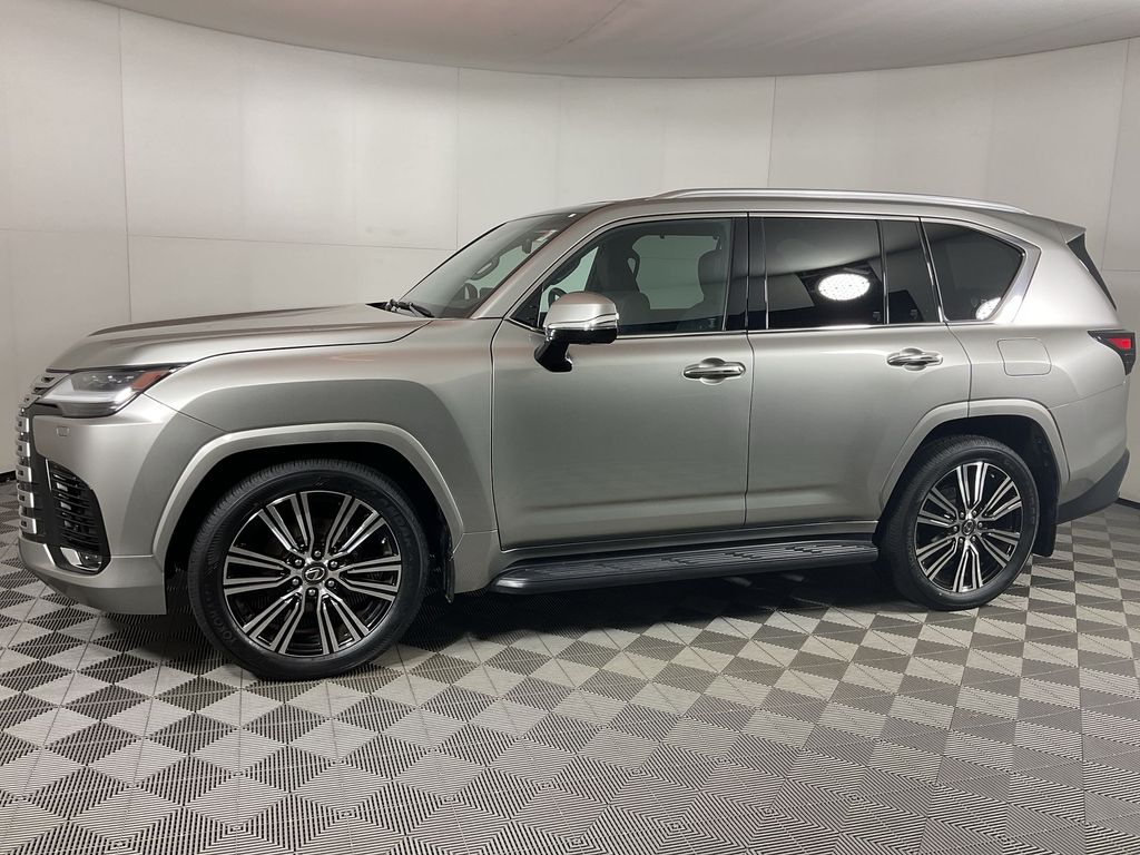 2023 Lexus LX 600 Luxury AWD
