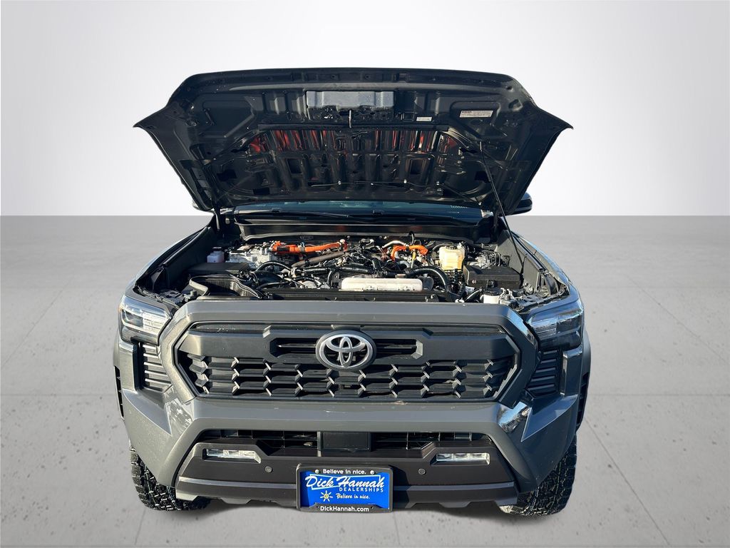2025 Toyota Tacoma Hybrid TRD Off Road