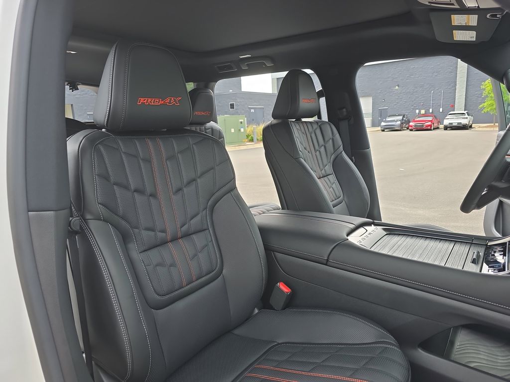 2025 Aspen White Tricoat/Super Black Nissan Armada PRO-4X 4X4 SUV