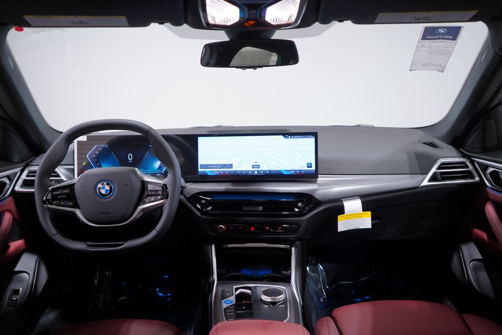 2025 BMW i4 eDrive40 10