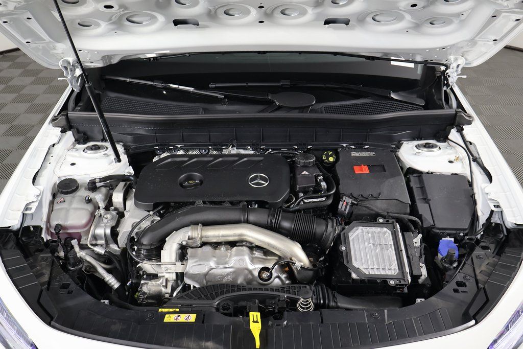 Thumbnail: 2026 Mercedes-Benz GLB - 9