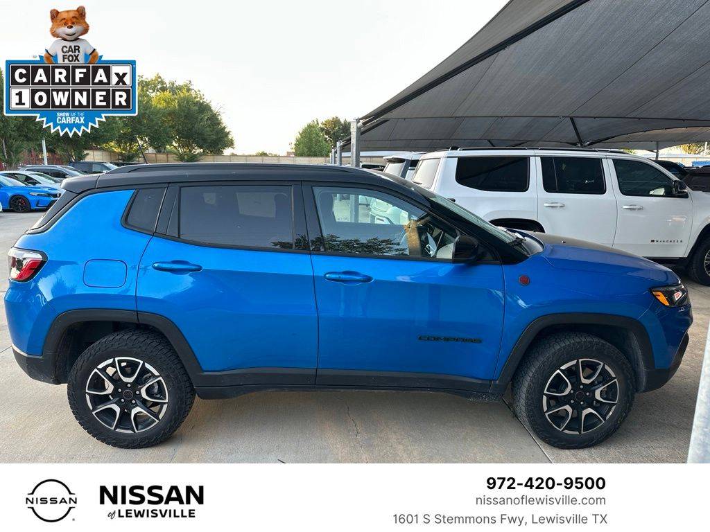 Hydro Blue Pearlcoat 2025 Jeep Compass SUV / Crossover Four-Wheel Drive 8-Speed Automatic