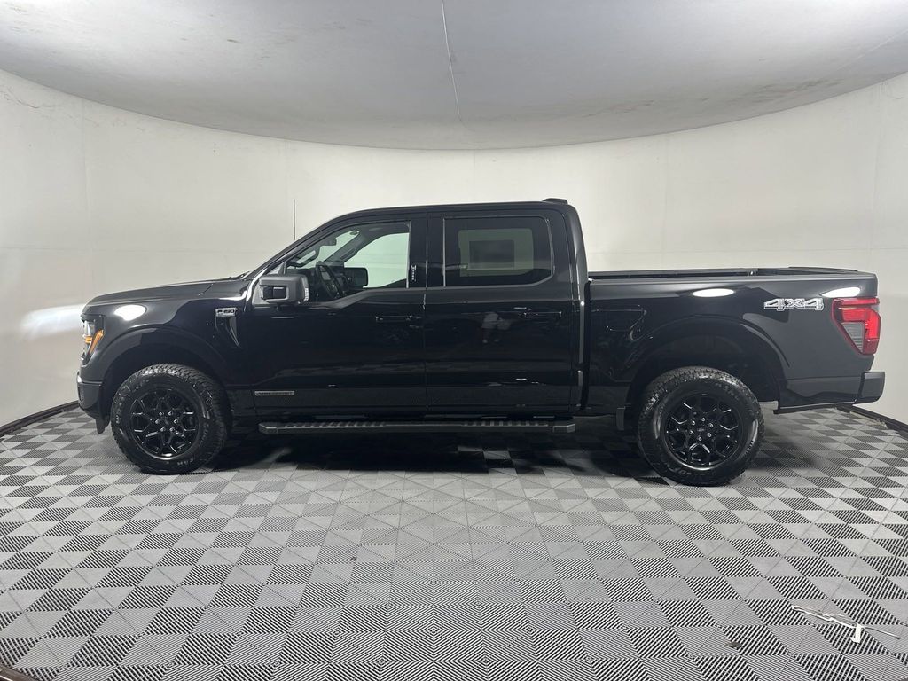 2024 Ford F-150 XLT 4