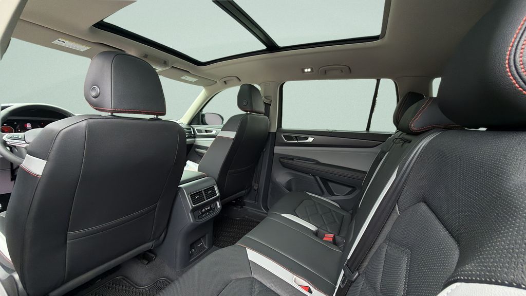 New 2026 Green Volkswagen 2.0T Peak Edition image 37