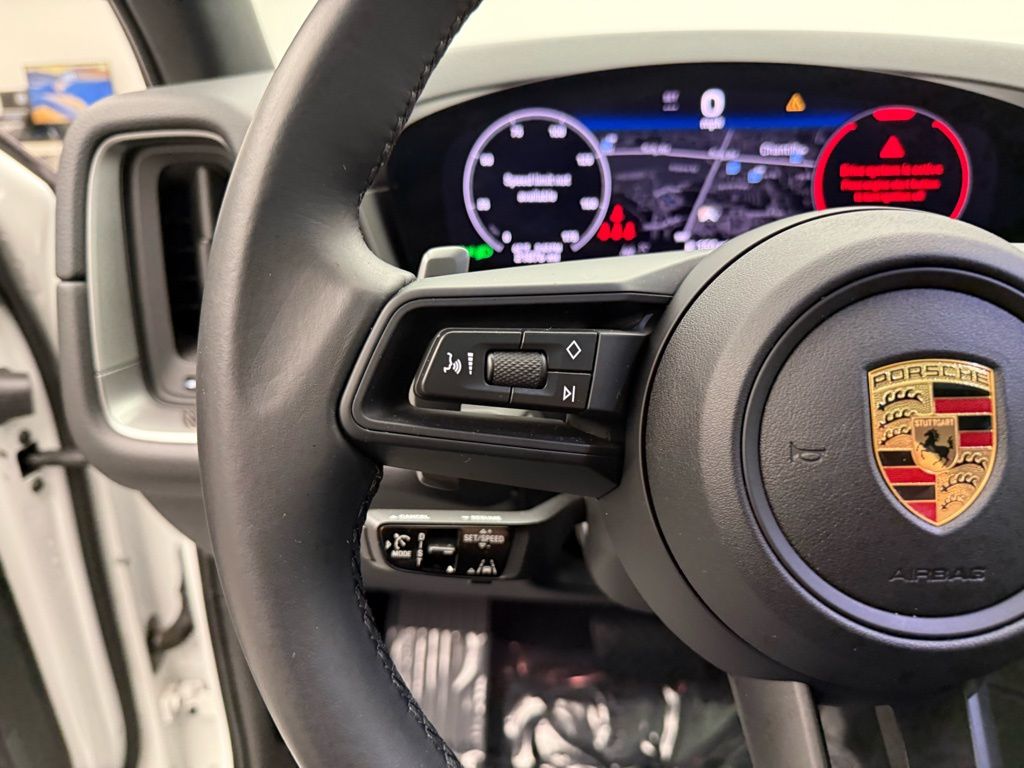 Thumbnail: 2024 Porsche Cayenne - 12