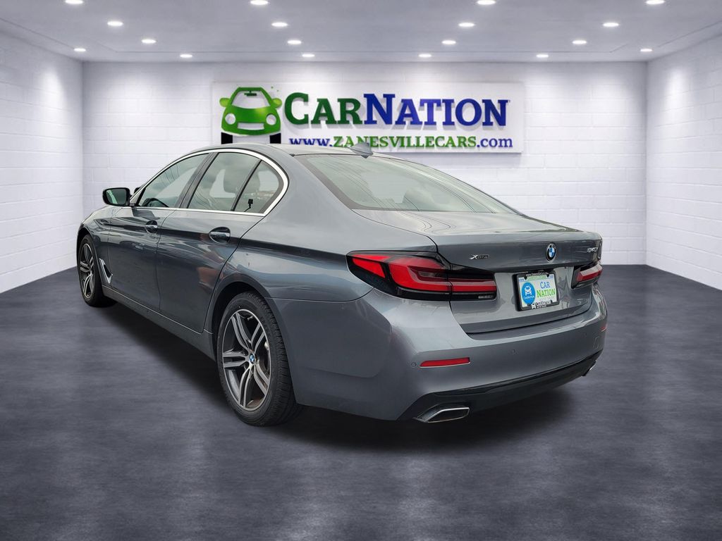 Photo 3 of 2021 BMW 5 Series 540i xDrive