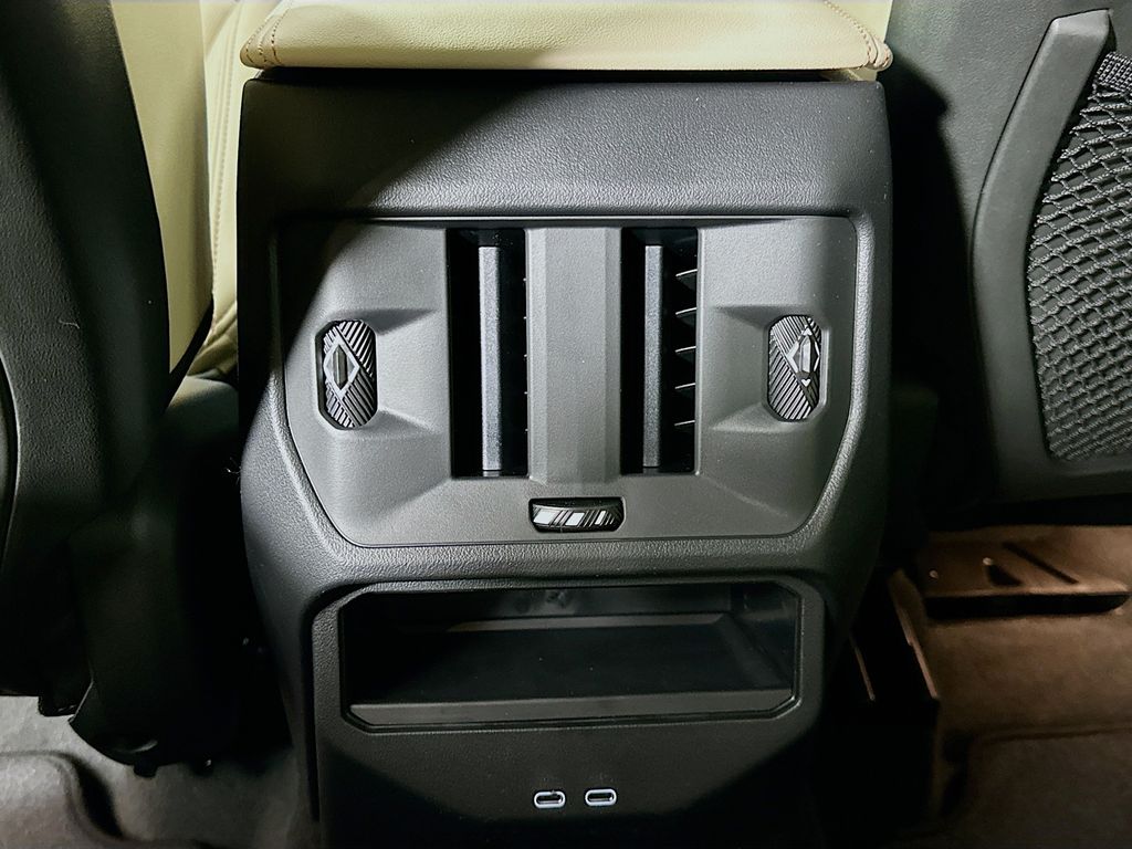 Thumbnail: 2026 BMW X3 - 18