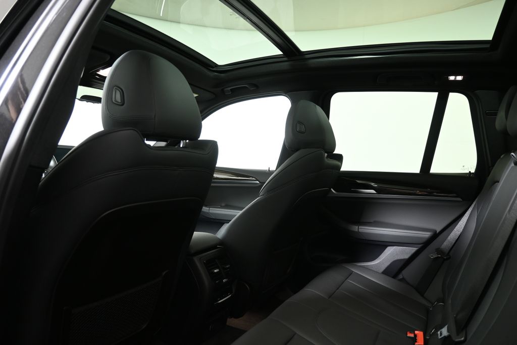 Thumbnail: 2019 BMW X3 - 32