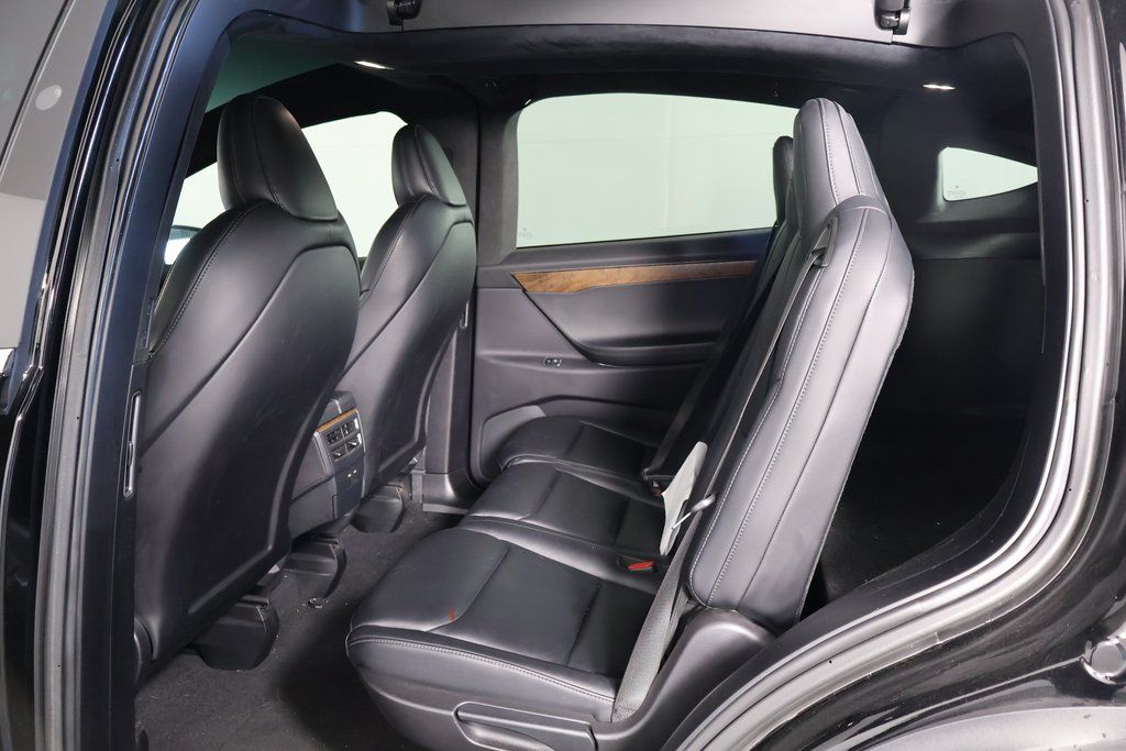 Thumbnail: 2021 Tesla Model X - 11