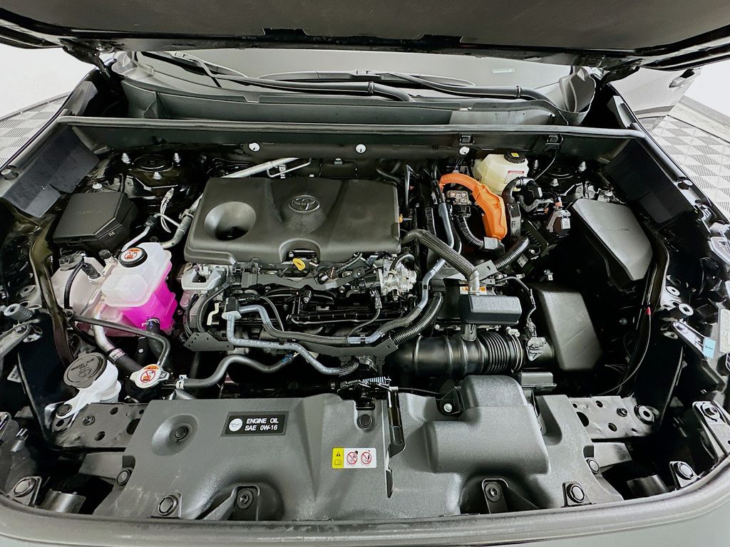 Thumbnail: 2025 Toyota RAV4 - 29